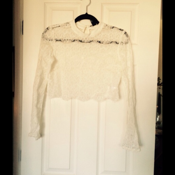 Lace top - Picture 1 of 3